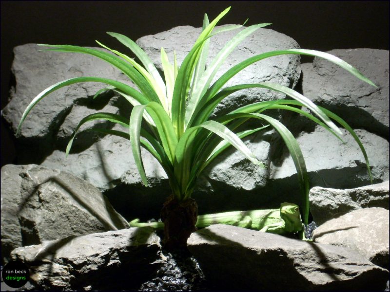 Silk Reptile Plants Spider Plant Trunk Srp064 Silk Ron Beck Designs