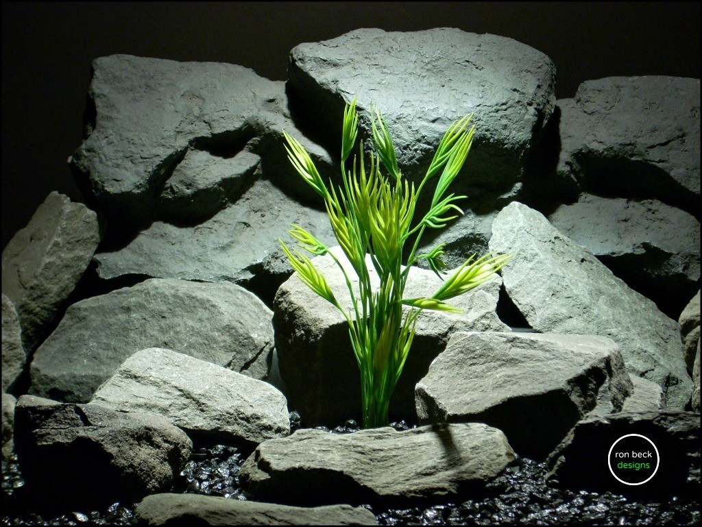 plastic aquarium plant mermaid grass. pap175 from ron beck designs.