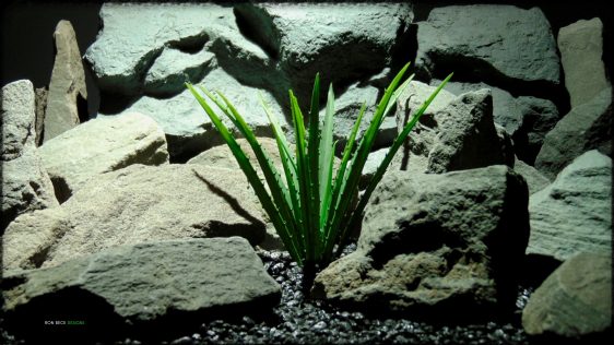 Artificial Saw Blade Grass - Artificial Aquarium Plant Reptile Habitat Plant - PARP390