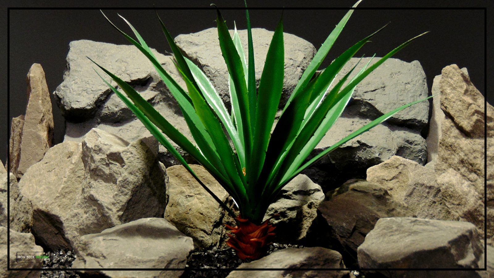 Artificial Spiked Agave - Reptile Terrarium Plant - Home Decor - PRS431
