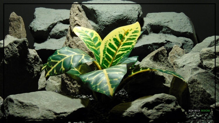 Artificial Croton Leaves Bush - 'real touch' - Reptile Terrarium Plant - PRP458