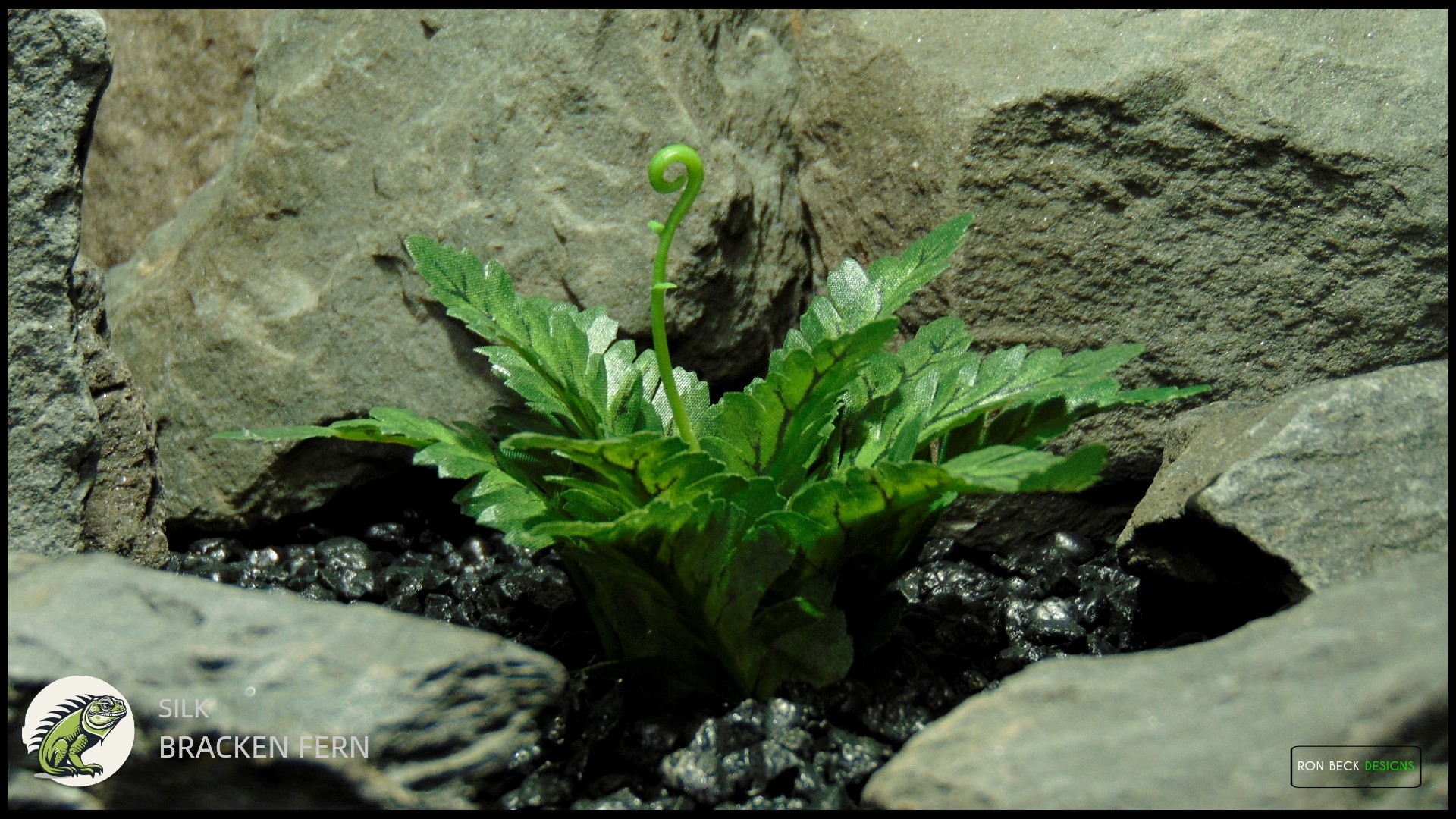 Artificial Silk Bracken Fern - Reptile Decor SRP598 T